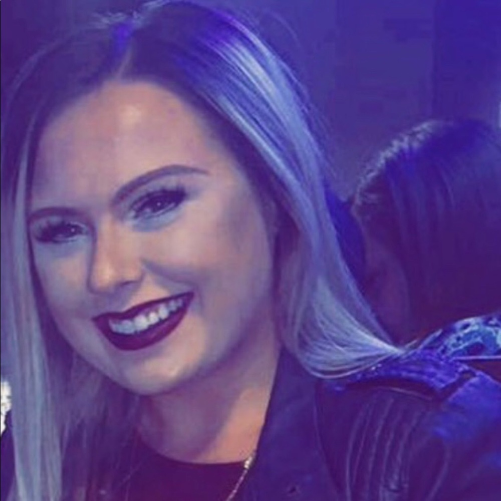 Meet your Posher, Brittany